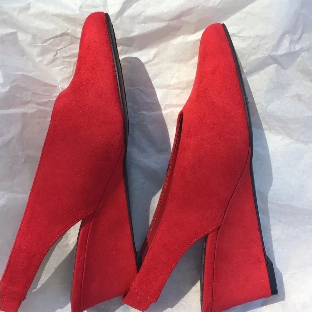 Classic Red Amelia Red Wedges